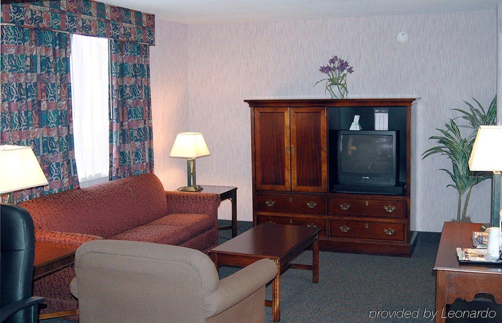 Best Western Tysons Westpark Маклин Номер фото